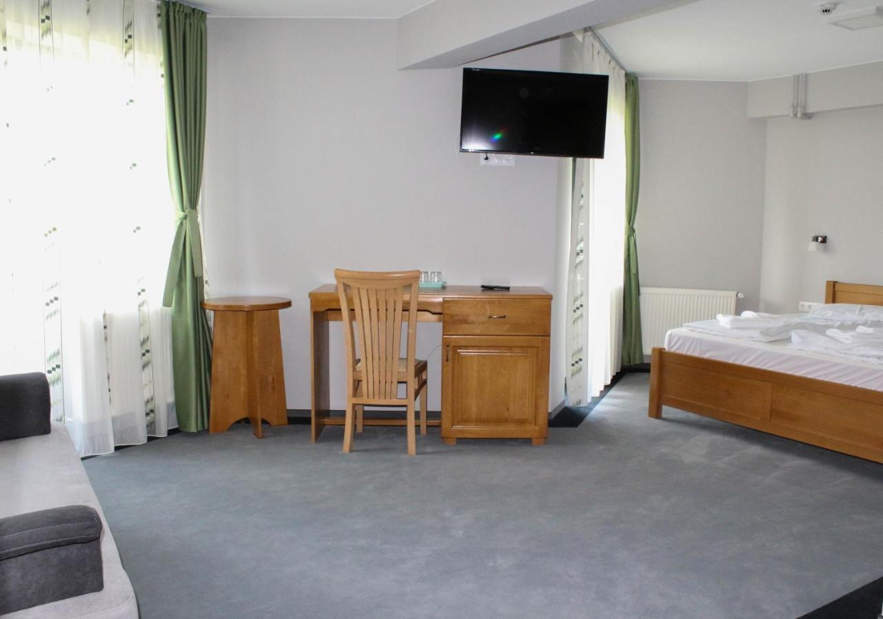 Hostel Teleki Szováta Kültér fotó