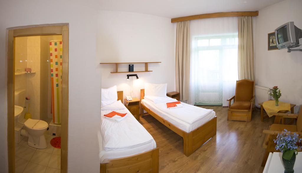 Hostel Teleki Szováta Kültér fotó