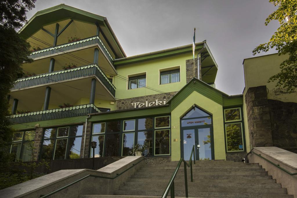 Hostel Teleki Szováta Kültér fotó